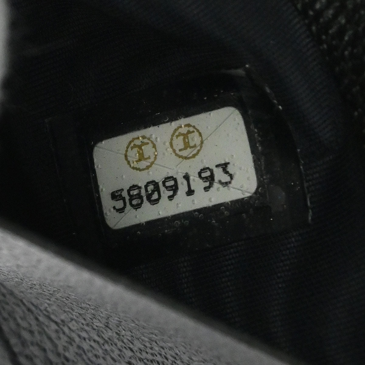 Chanel Black Calfskin Cardholder Small Good