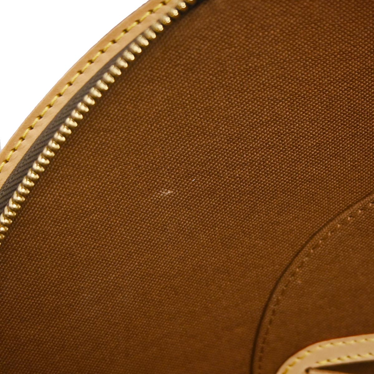 Louis Vuitton Monogram Ellipse MM Handbag M51126