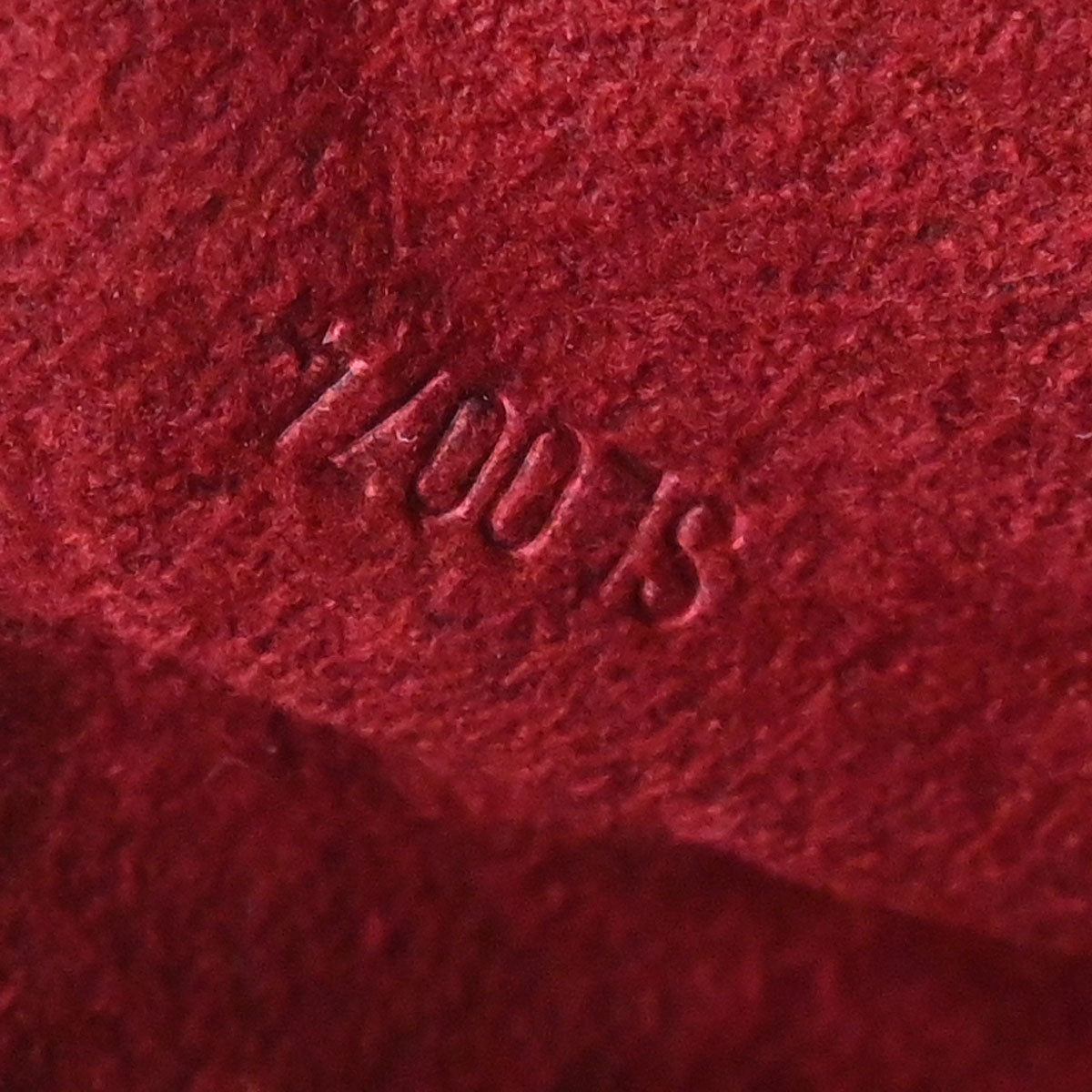 Louis Vuitton 2004 White Multicolor Pochette Accessoires M92649