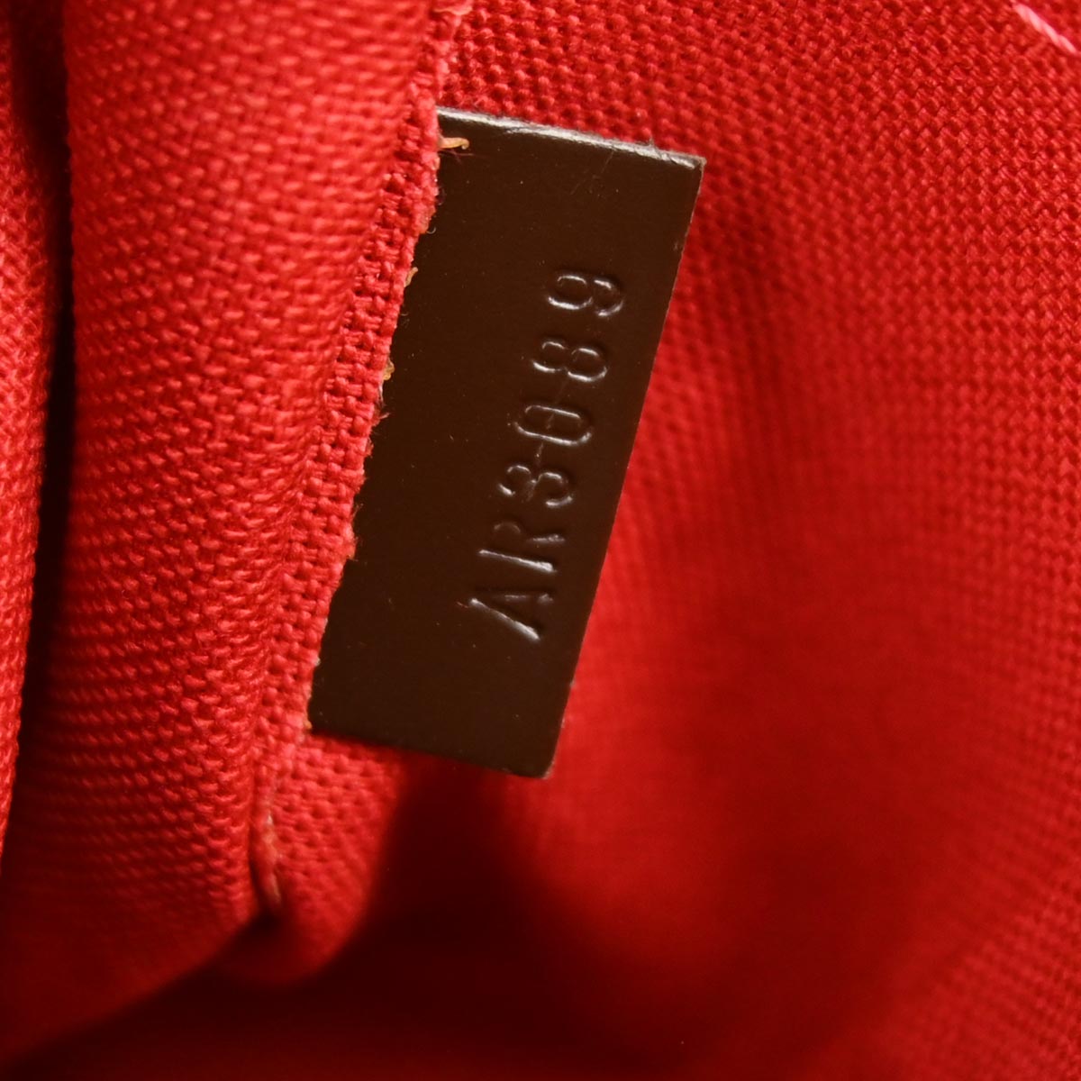 Louis Vuitton 2009 Damier Thames PM Hobo Handbag N48180