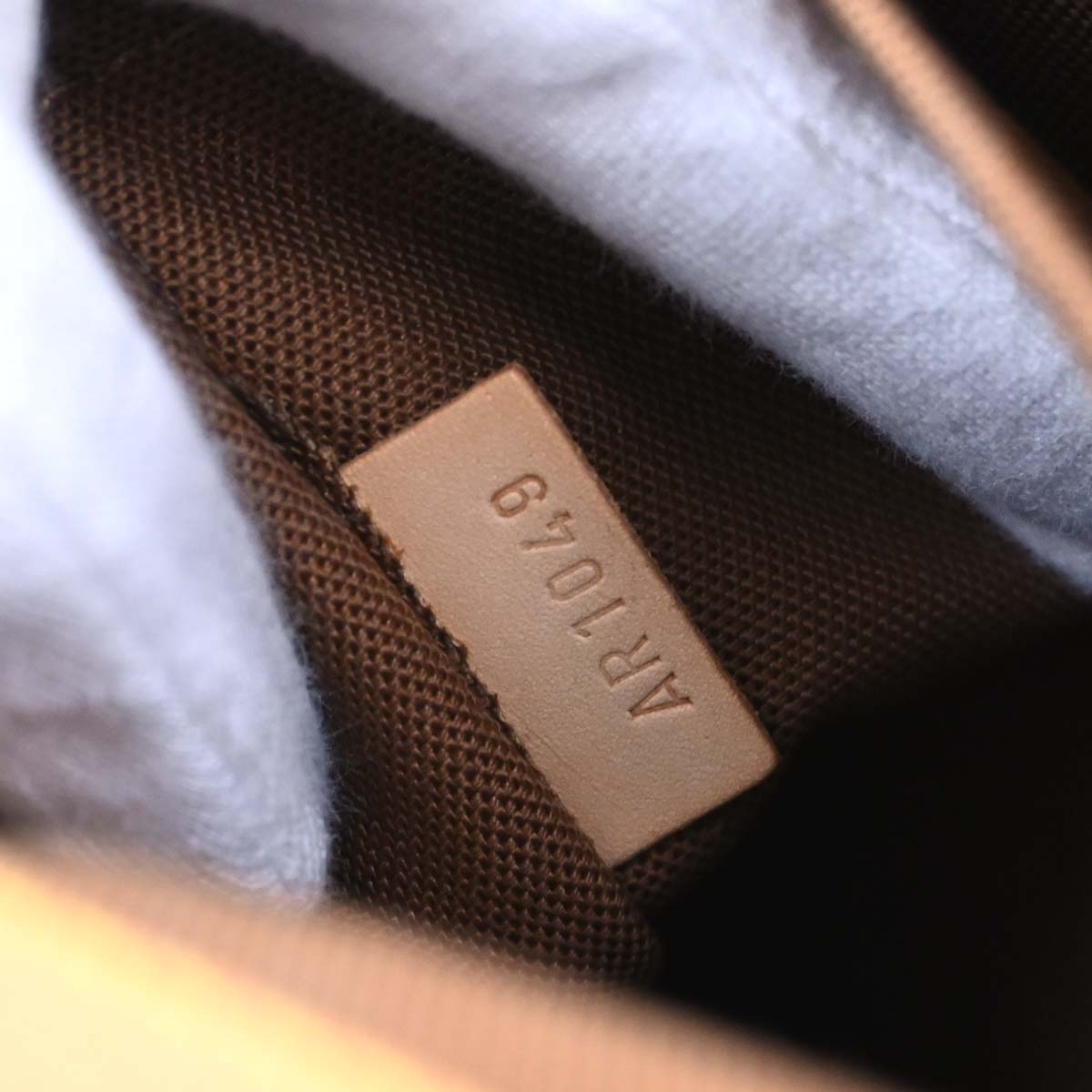 Louis Vuitton Monogram Tivoli PM Handbag M40143