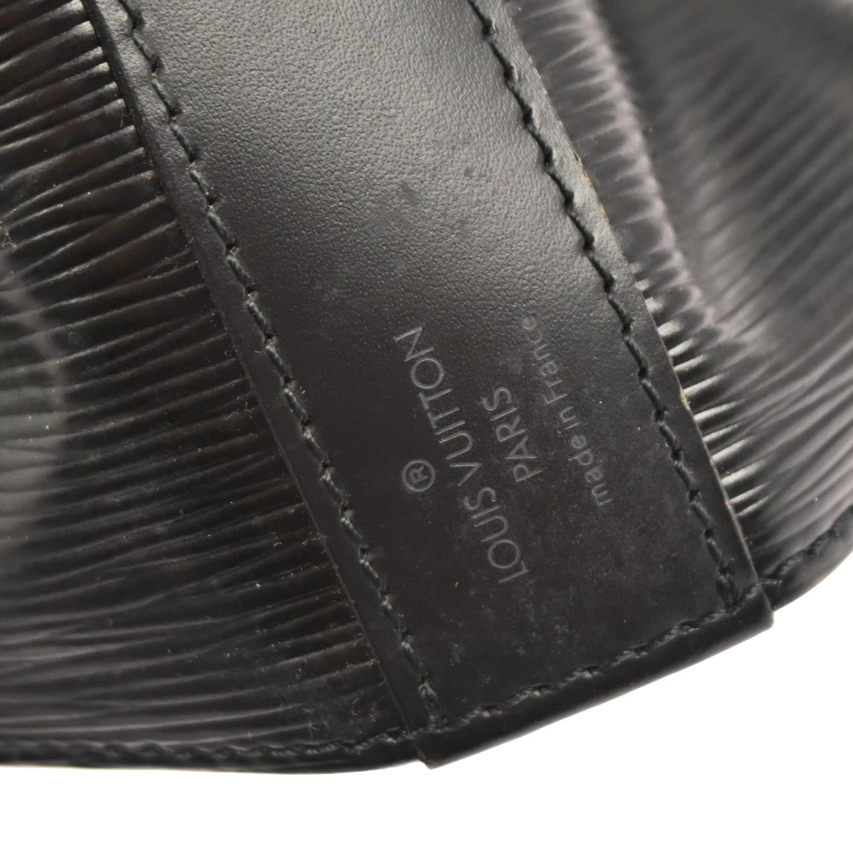 Louis Vuitton Black Epi Sac Depaule GM Shoulder Bag M80155