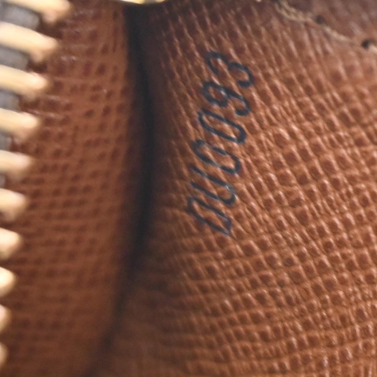 Louis Vuitton Monogram Papillon 19 Handbag M51389