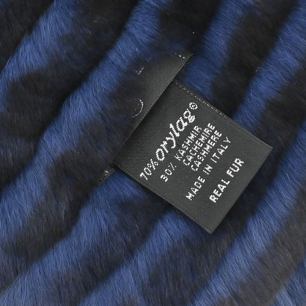 Chanel Orylag Stole Blue Small Good