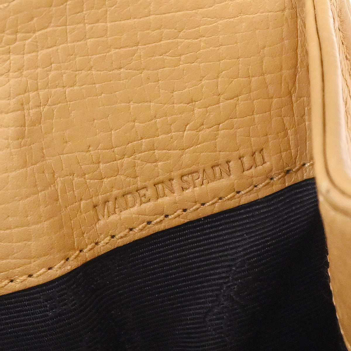 Loewe Beige Leather Shoulder Bag