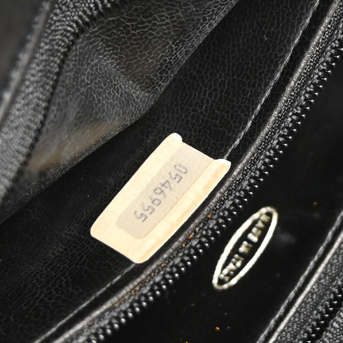 Chanel 1986-1988 Black Patent Leather Shoulder Bag