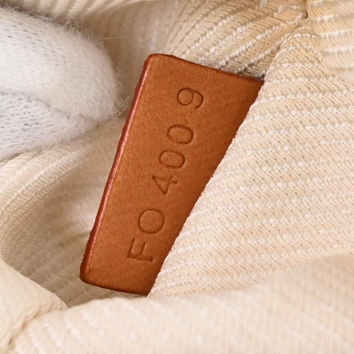 Louis Vuitton Beige Cruise Collection Bulle PM Handbag M40239