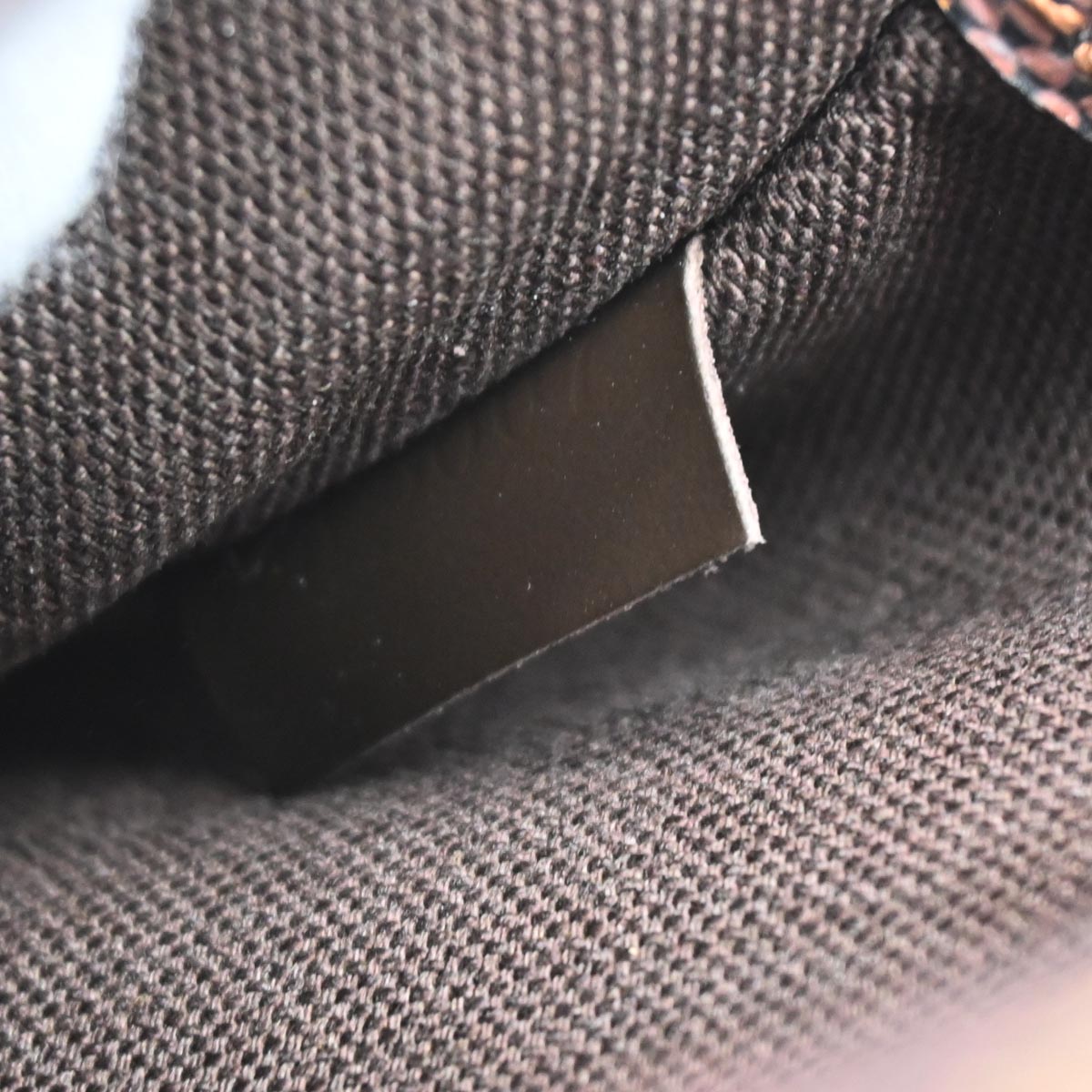 Louis Vuitton Damier Pochette Gange Body Bum Bag N48048