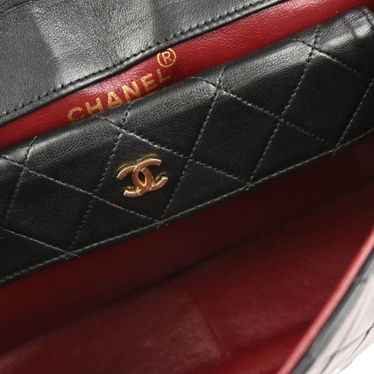 Chanel 1989-1991 Black Lambskin Shoulder Bag