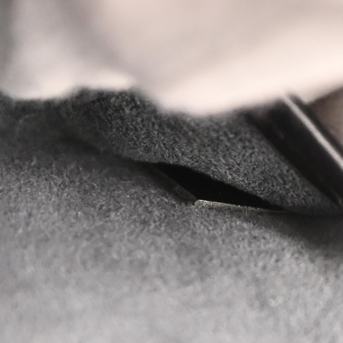 Louis Vuitton 1999 Black Epi Nocturne GM Shoulder Bag M52172