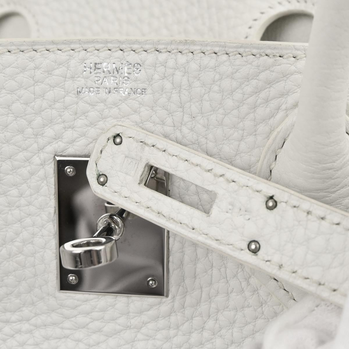 Hermes White Taurillon Clemence Birkin 30 Handbag