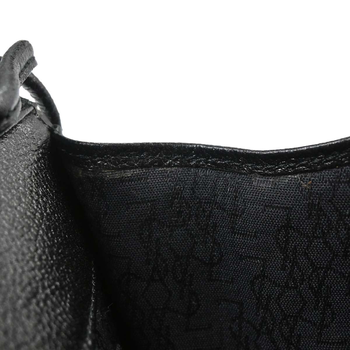 Yves Saint Laurent Black Leather Shoulder Bag