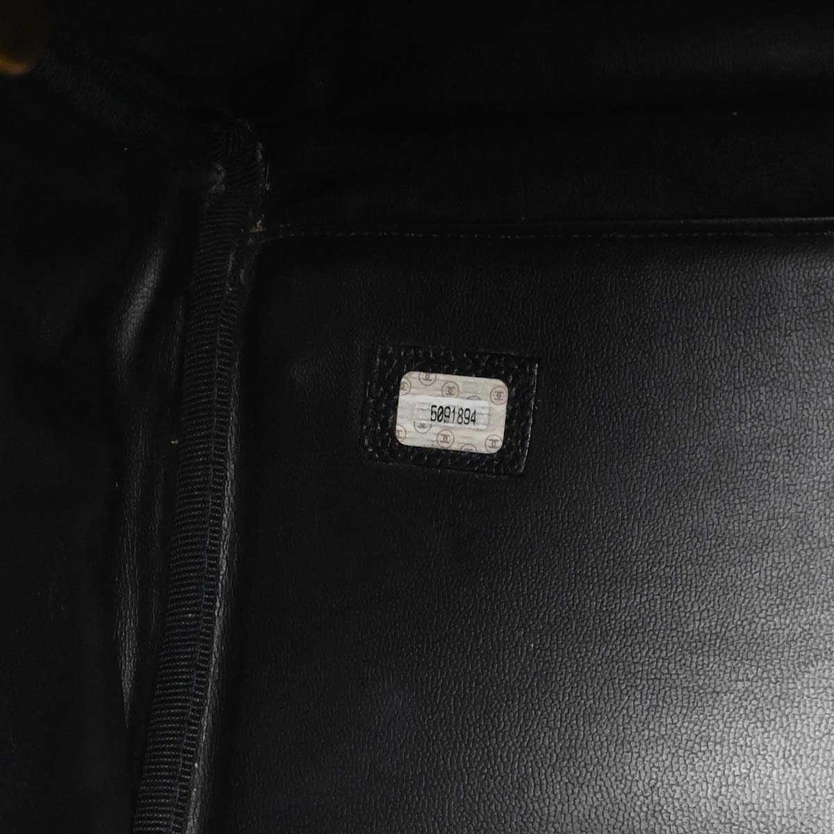 Chanel 1997-1999 Black Caviar Skin 2way Shoulder Duffle Handbag
