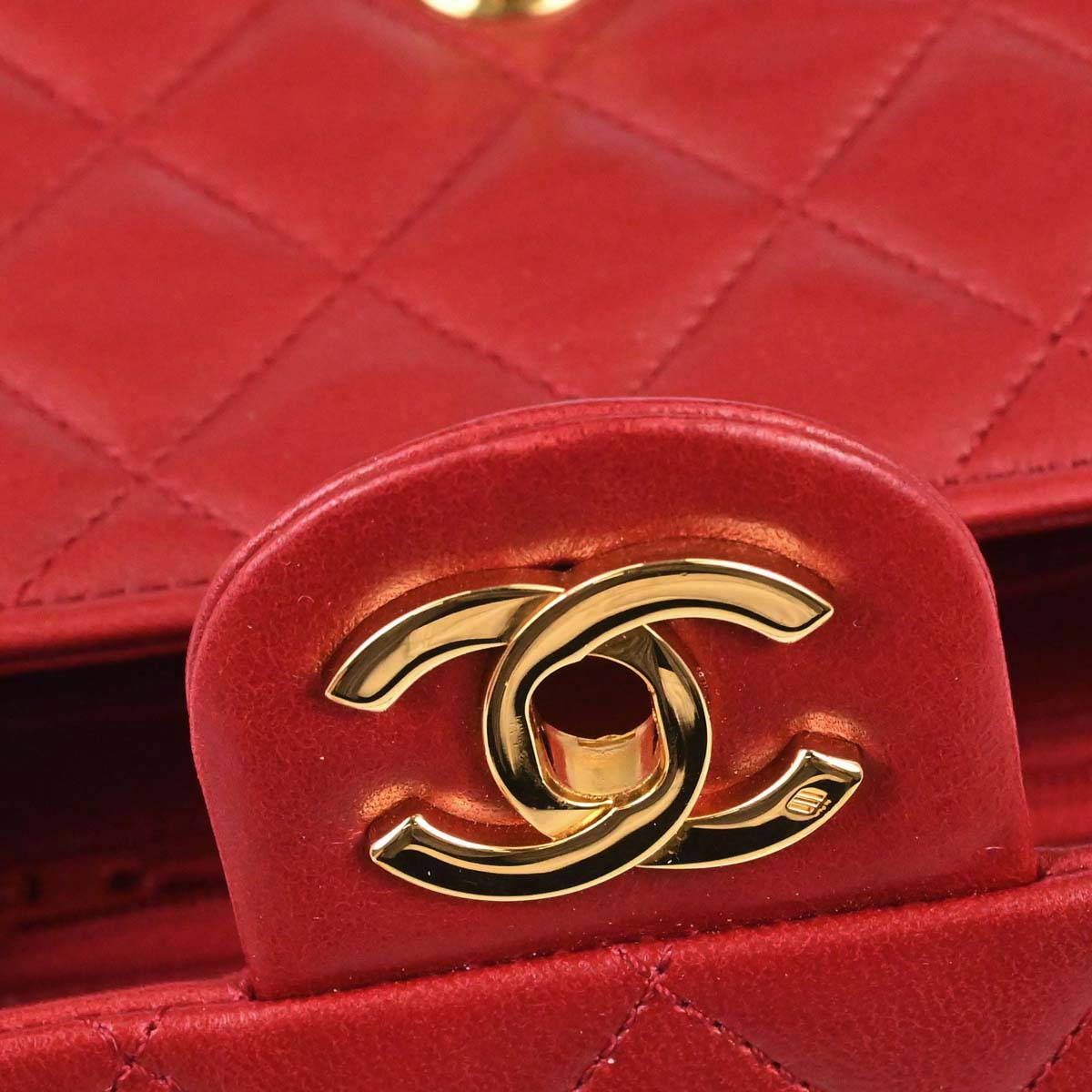 Chanel 1989-1991 Red Lambskin Mini Classic Square Flap Shoulder Bag 17