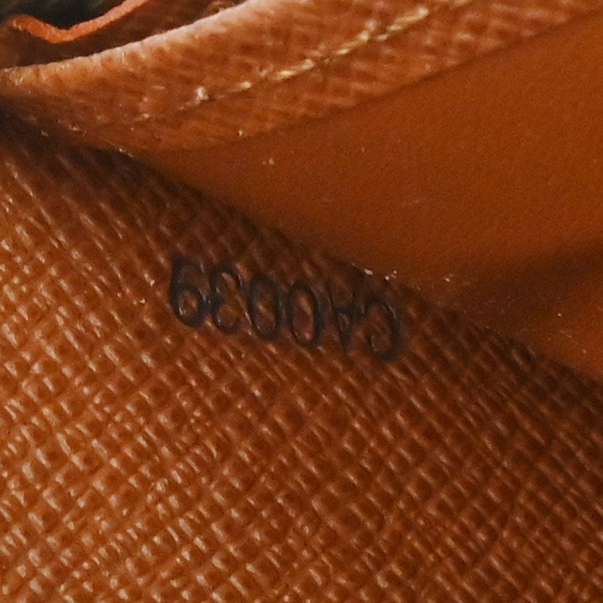 Louis Vuitton Monogram Rose Zippy Wallet M93759