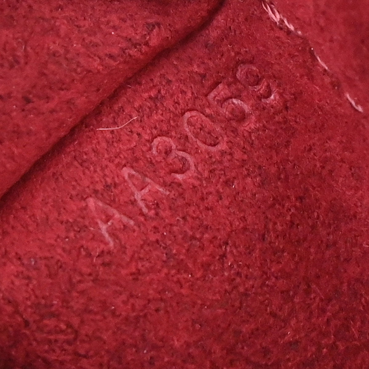 Louis Vuitton Multicolor Pochette Milla MM Chain Handbag M60096