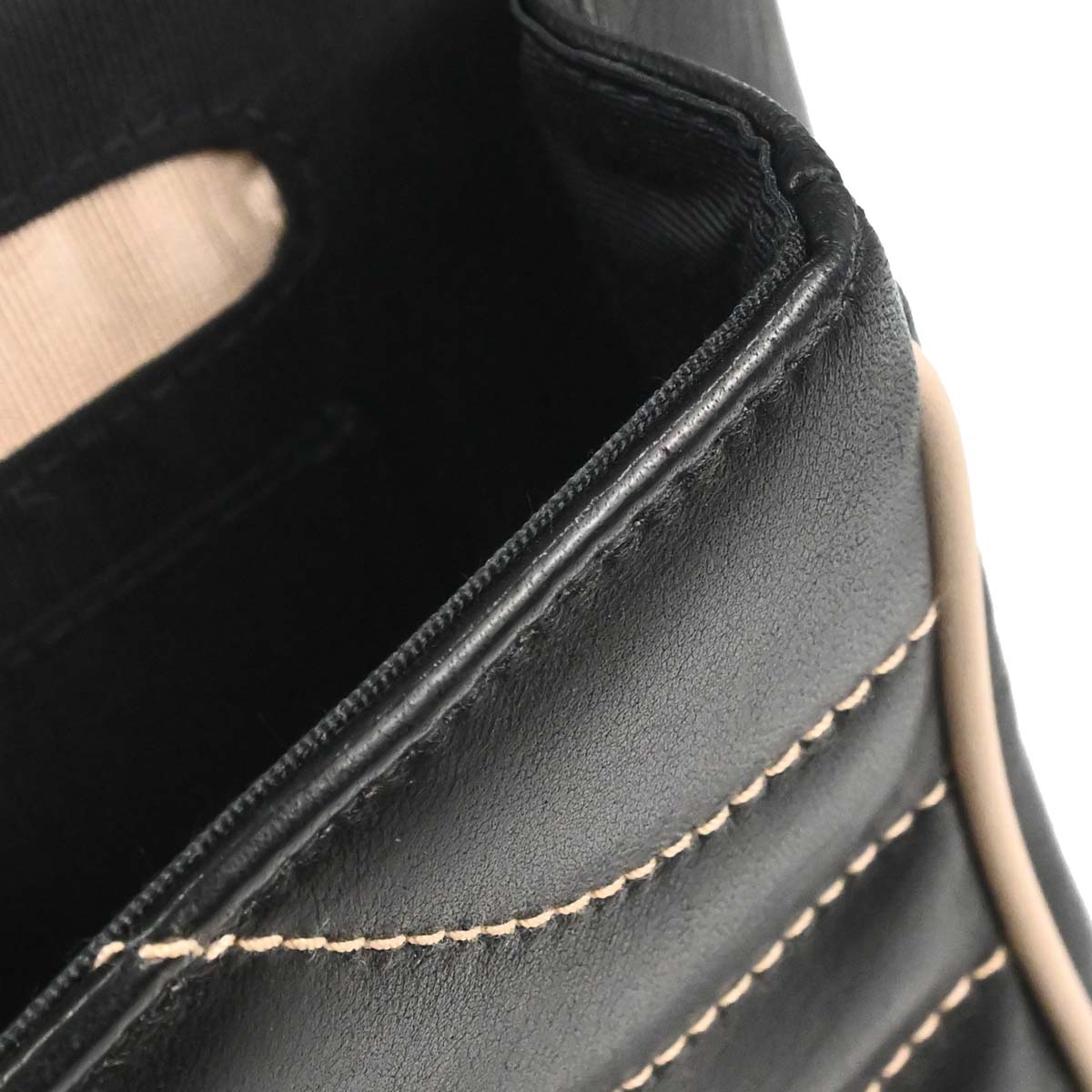 Chanel 2003-2004 Black Lambskin Chevron Single Flap Shoulder Bag