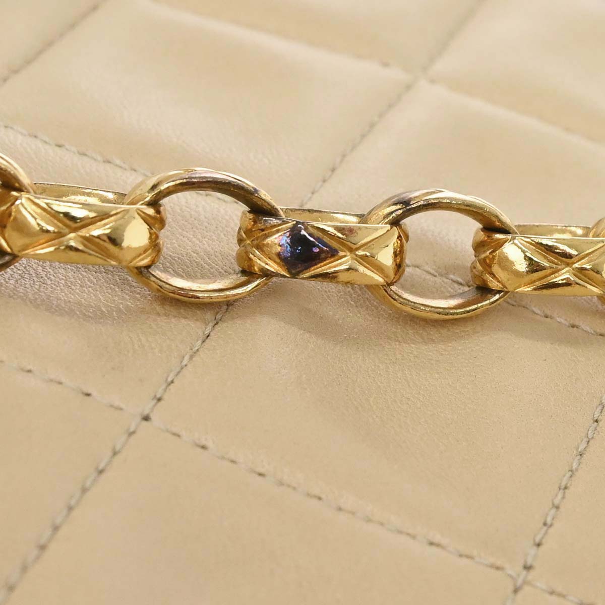 Chanel 1991-1994 Beige Lambskin Shoulder Bag