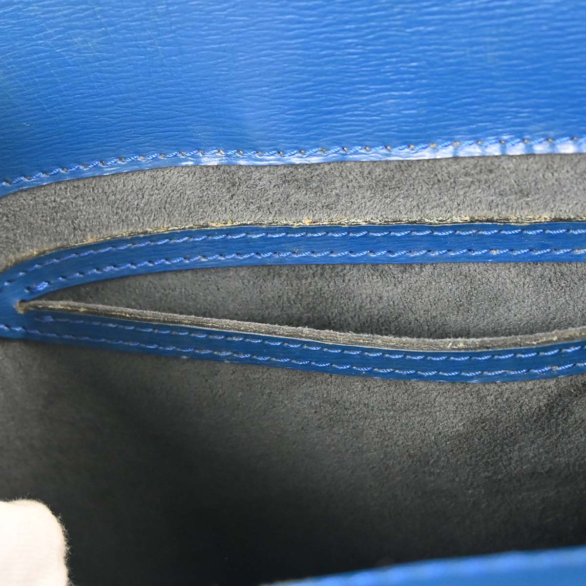 Louis Vuitton Blue Epi Cluny Shoulder Bag M52255