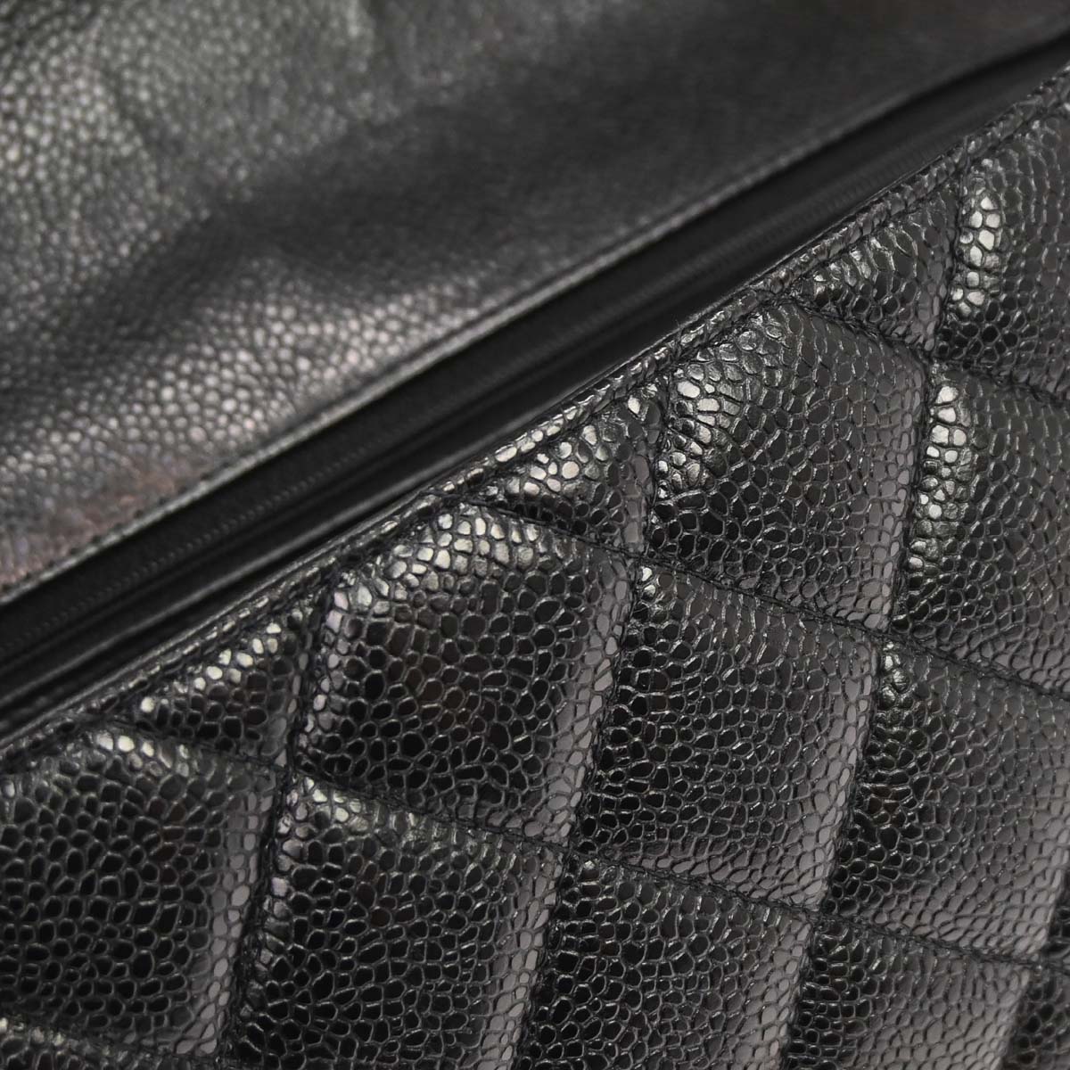 Chanel 1991-1994 Black Caviar Skin Medium Diana Shoulder Bag
