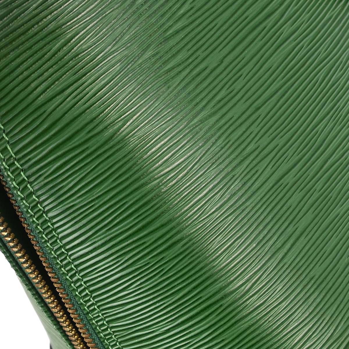 Louis Vuitton 1996 Green Epi Alma 2way Shoulder Handbag M52144