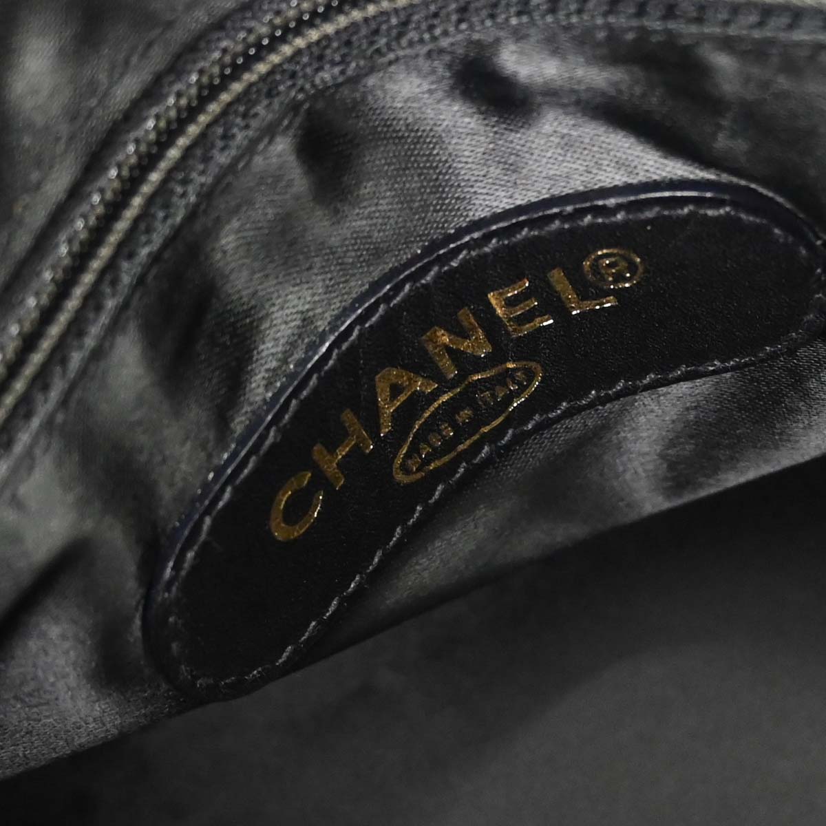 Chanel Black Caviar Skin 2way Shoulder Duffle Handbag