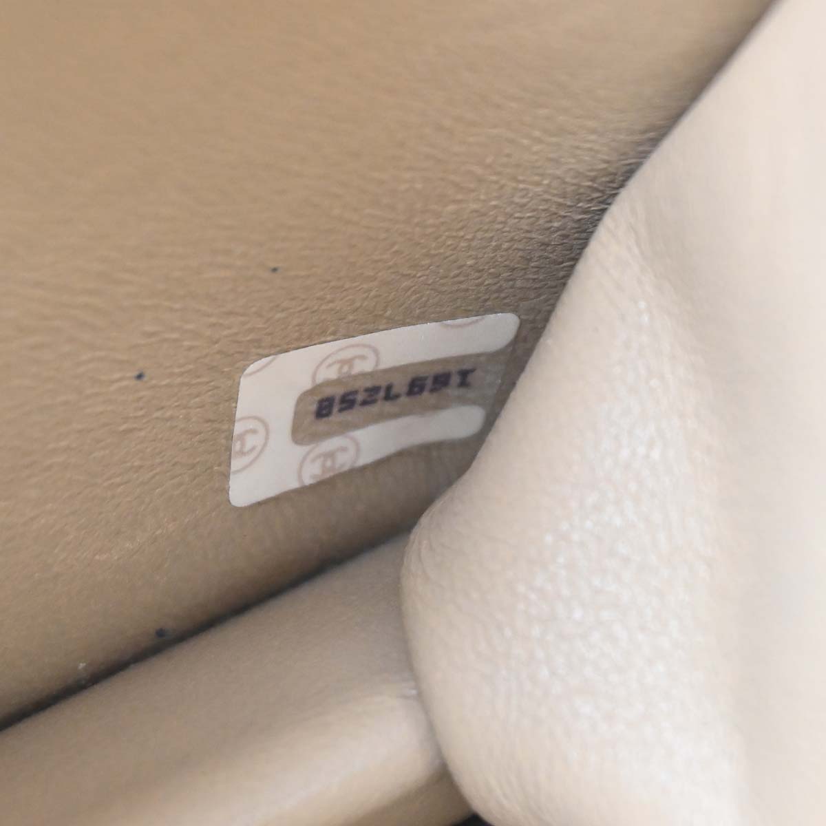 Chanel 1989-1991 Beige Lambskin 2way Shoulder Handbag