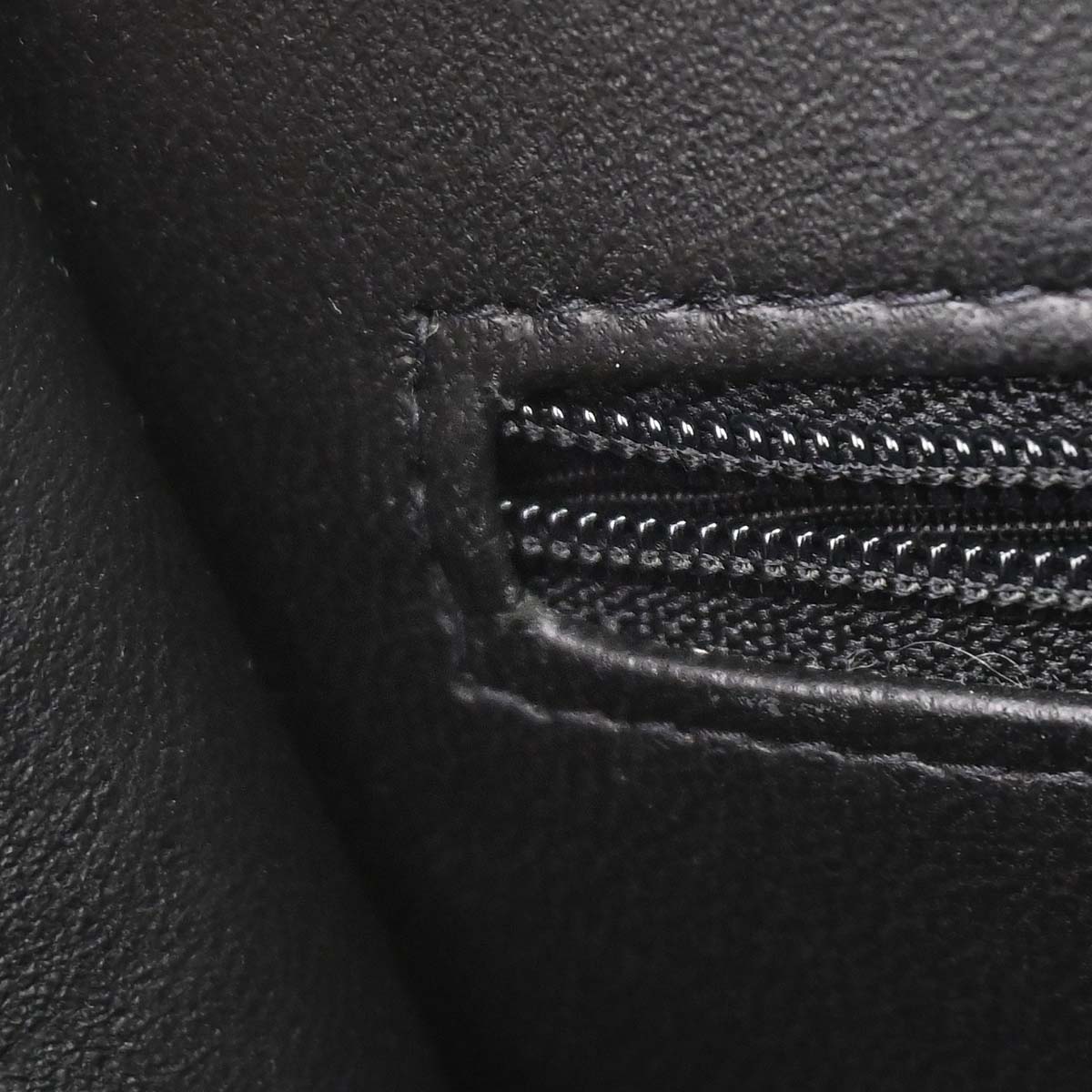 Chanel 1997-1999 Black Lambskin Tote Handbag
