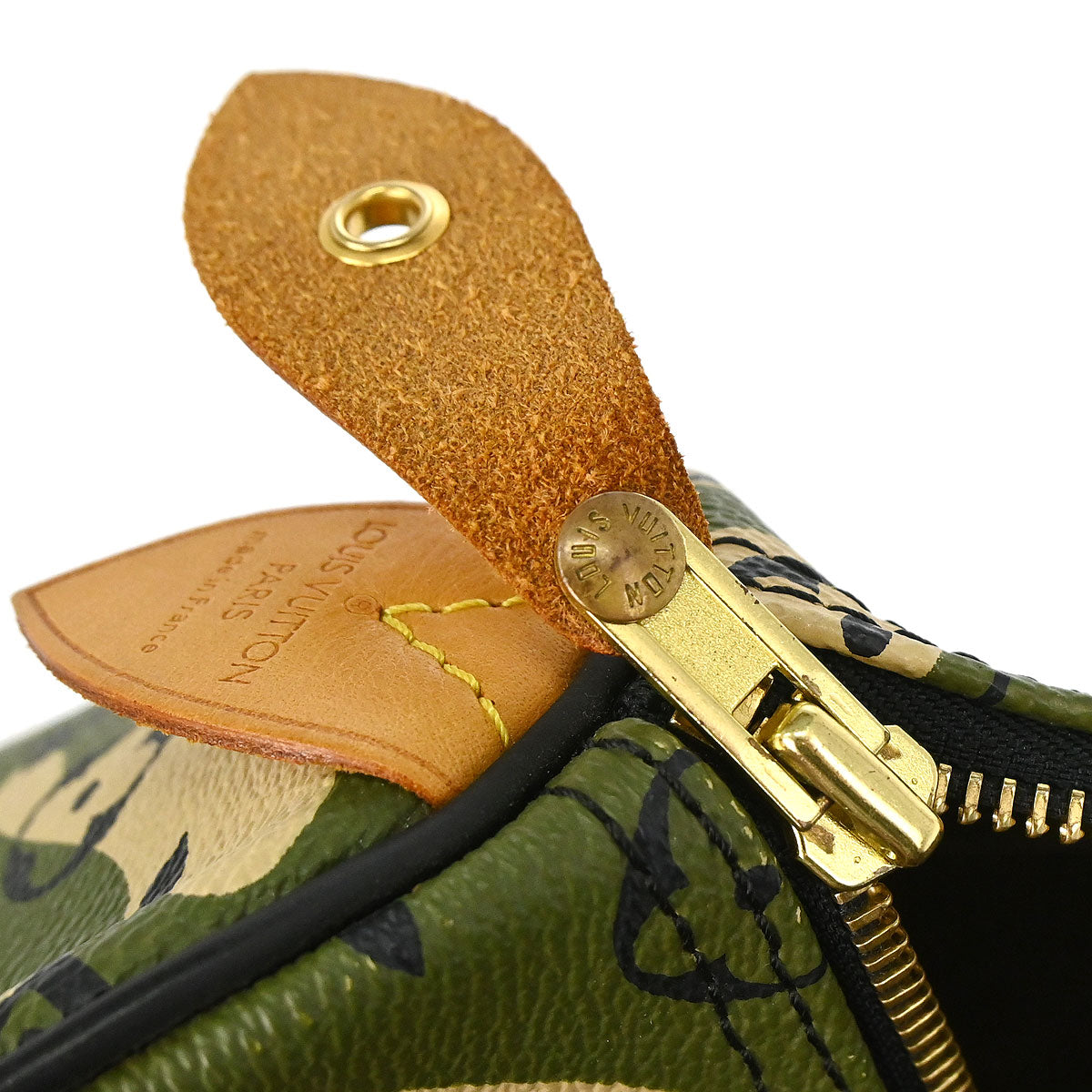 Louis Vuitton Monogramouflage Speedy 35 Handbag M95773