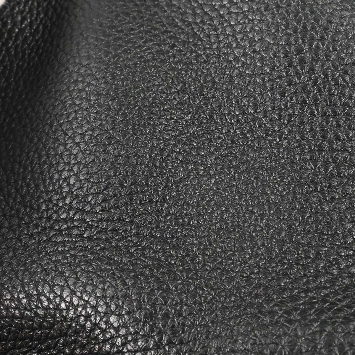 Hermes Black Taurillon Clemence Picotin Lock 22 MM Handbag
