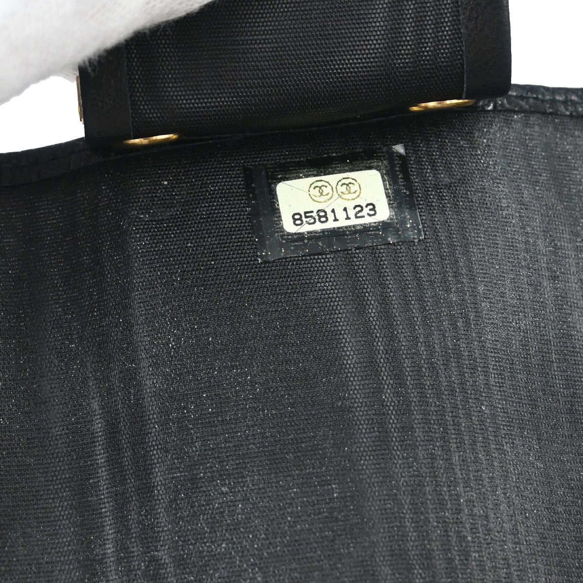 Chanel Key Case Black Caviar Skin Small Good
