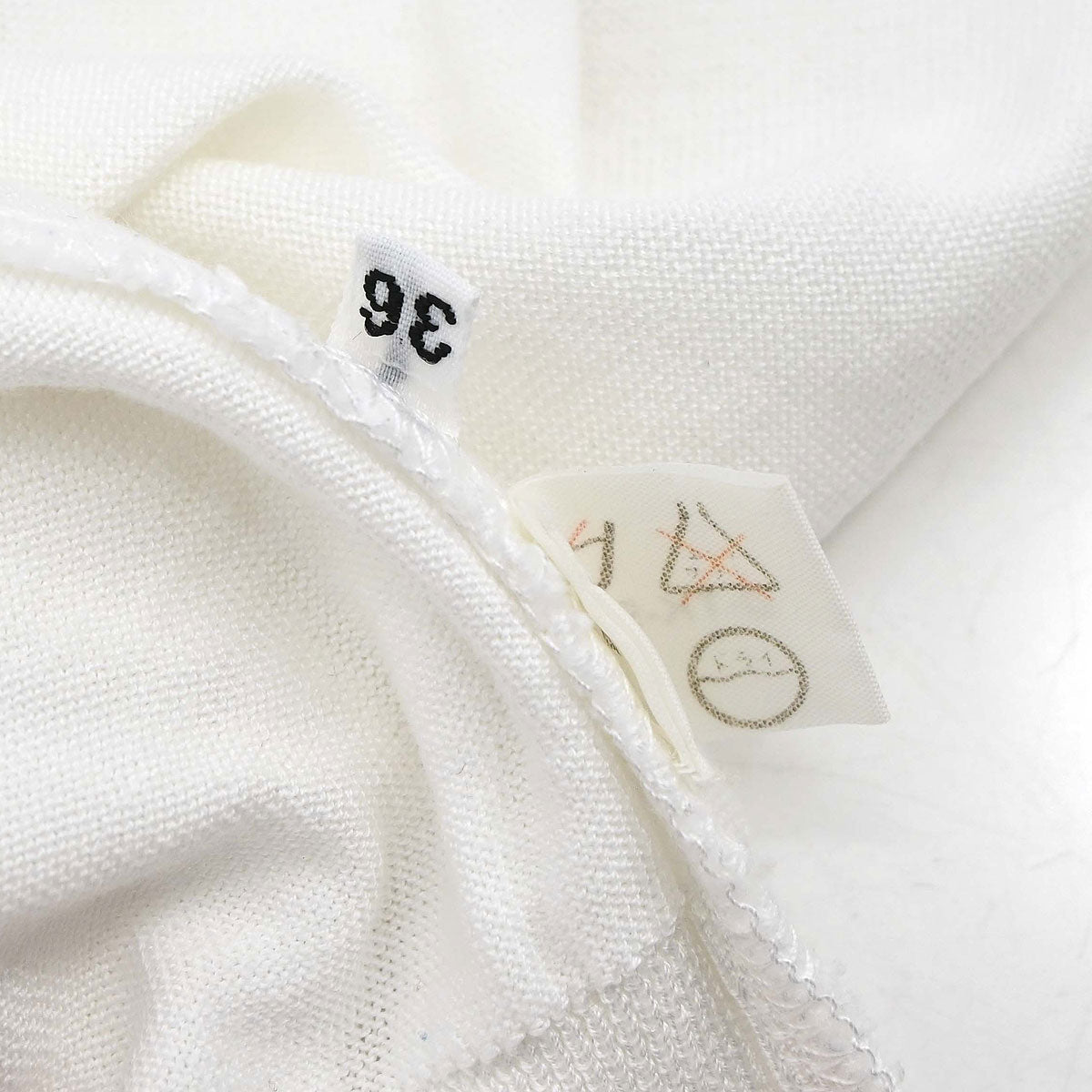 Chanel Sleeveless Top White #36