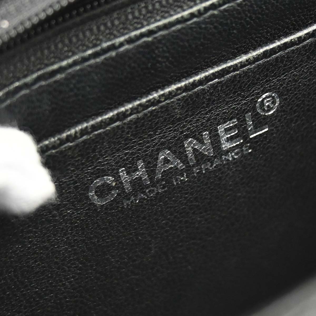 Chanel 2000-2002 Black Caviar Skin Mini Classic Square Flap Shoulder Bag 17