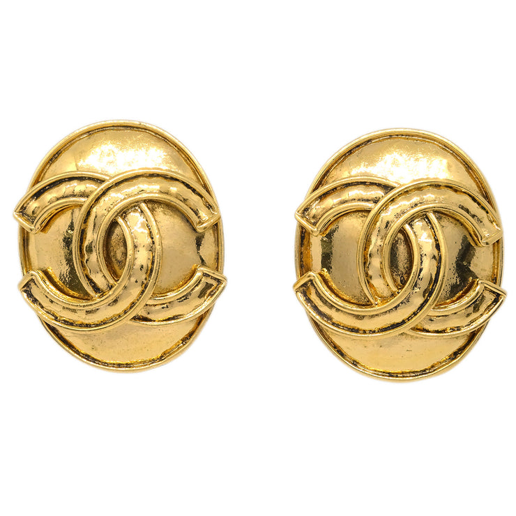 Chanel Oval Earrings Clip-On Gold 94P