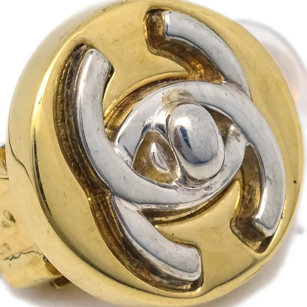 Chanel Turnlock Earrings Clip-On Gold 97A