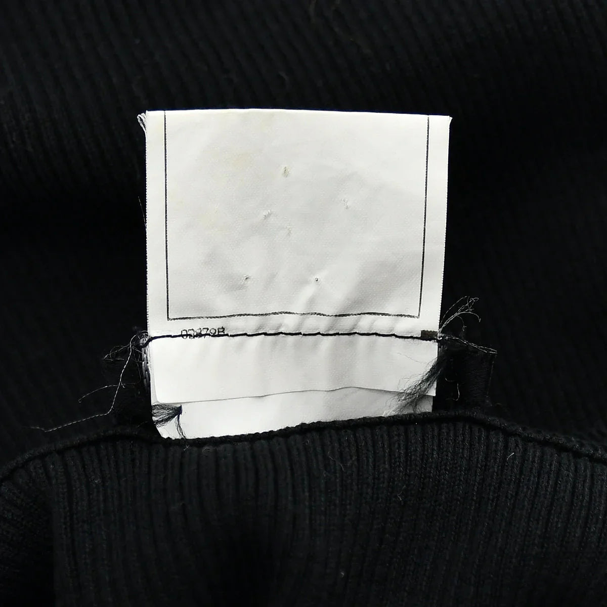 Chanel Spring 1995 Cropped Sleeveless Top #38