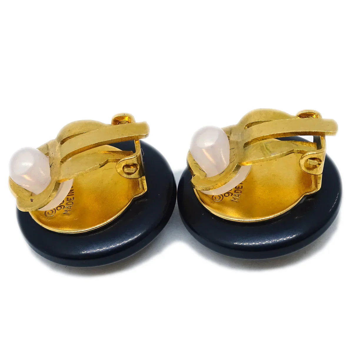 Chanel Black Button Earrings Clip-On 96A