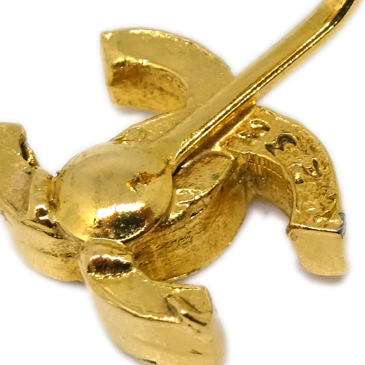 Chanel CC Earrings Clip-On Gold 233