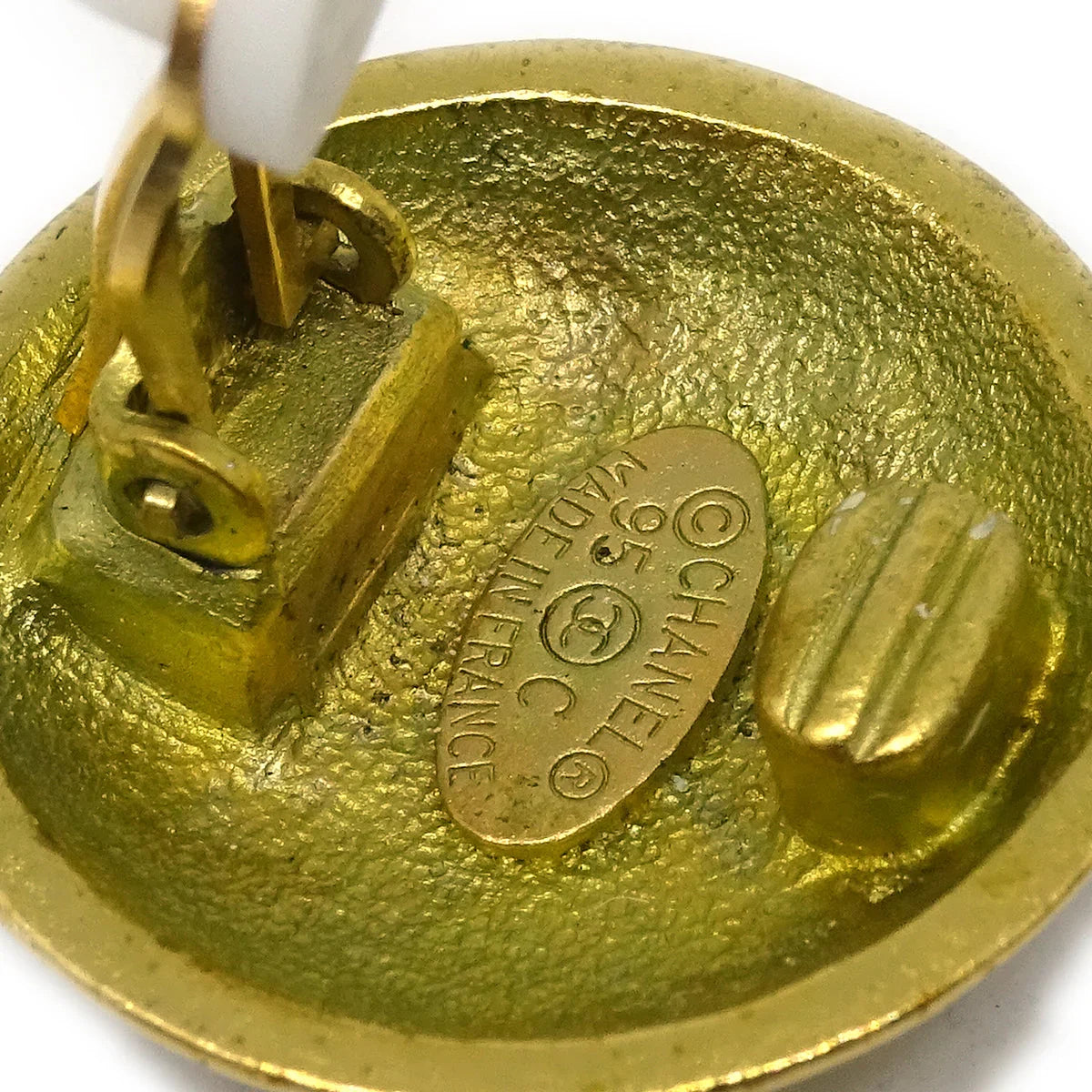 Chanel Gold Button Earrings Clip-On 95C