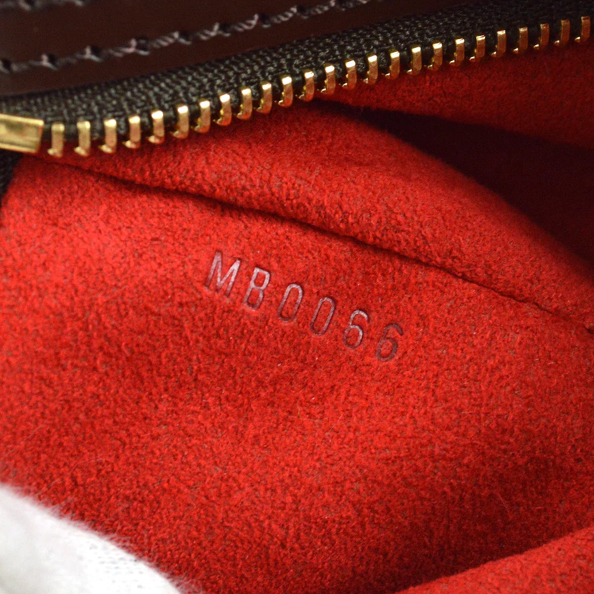 Louis Vuitton 2006 Damier Uzes Tote Bag N51128