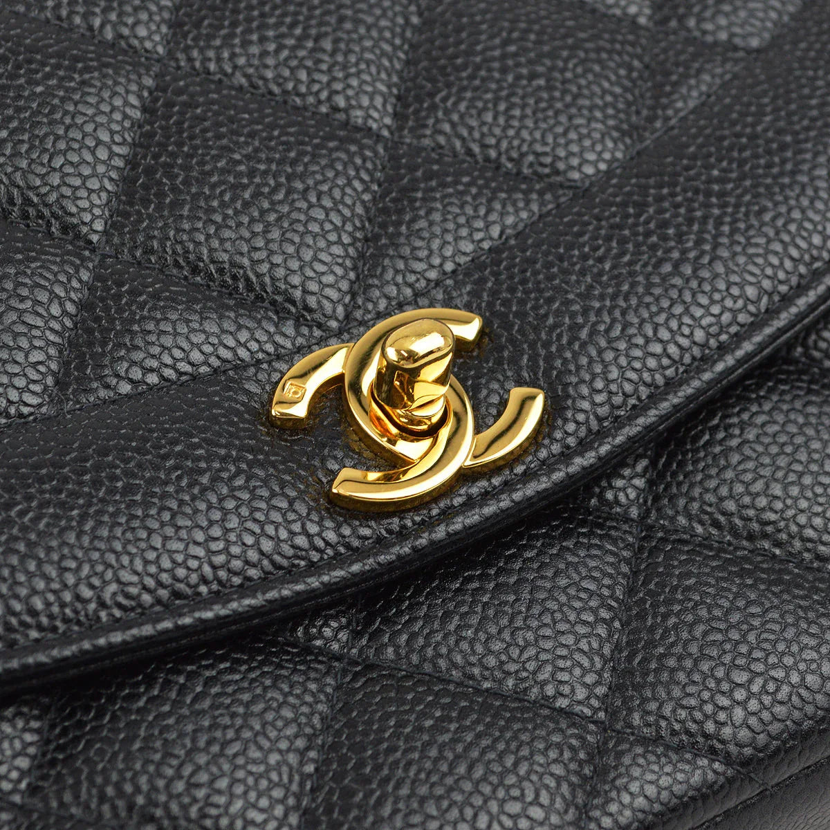 Chanel 1997-1999 Black Caviar Medium Diana Shoulder Bag