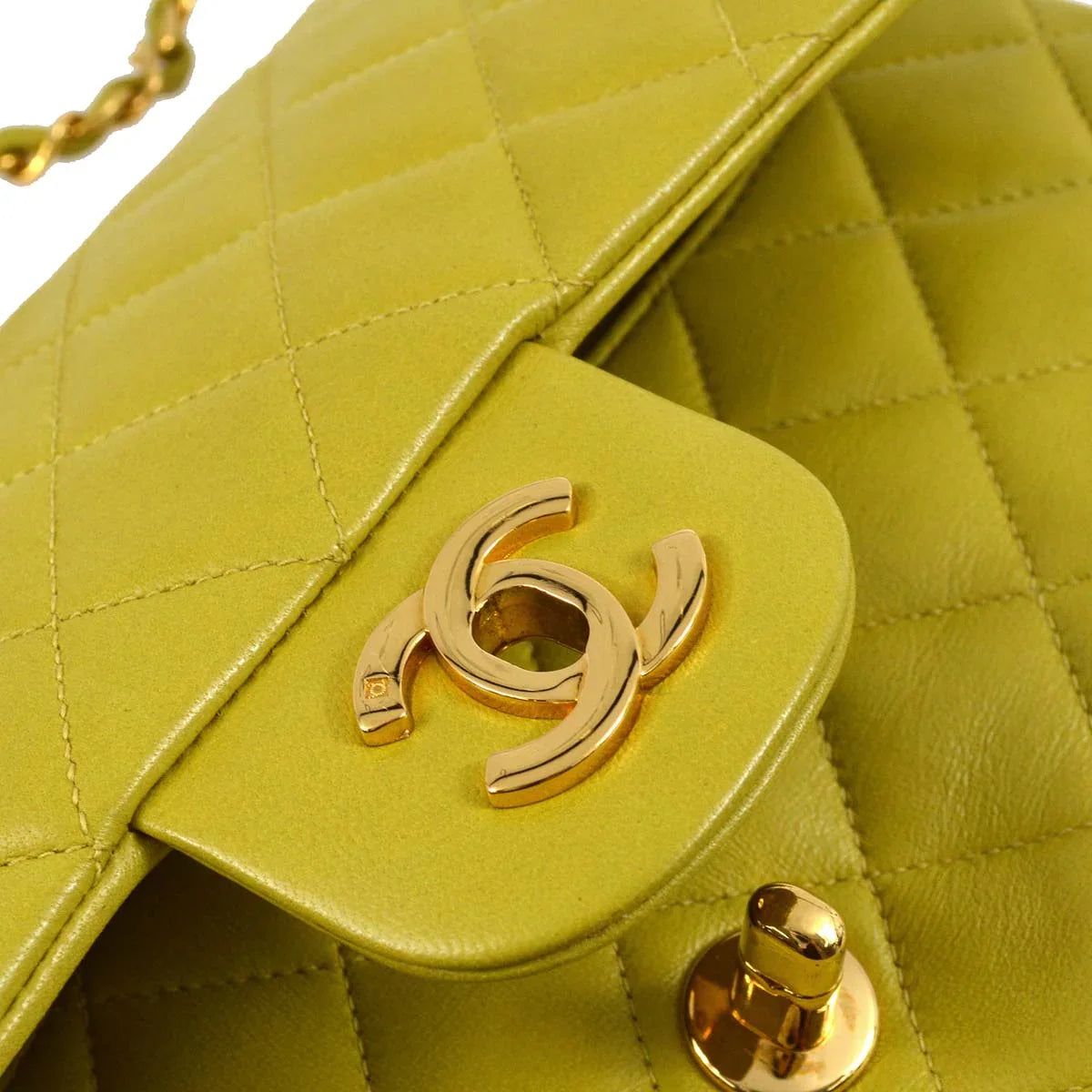 Chanel * 1997-1999 Green Lambskin Medium Classic Double Flap Shoulder Bag