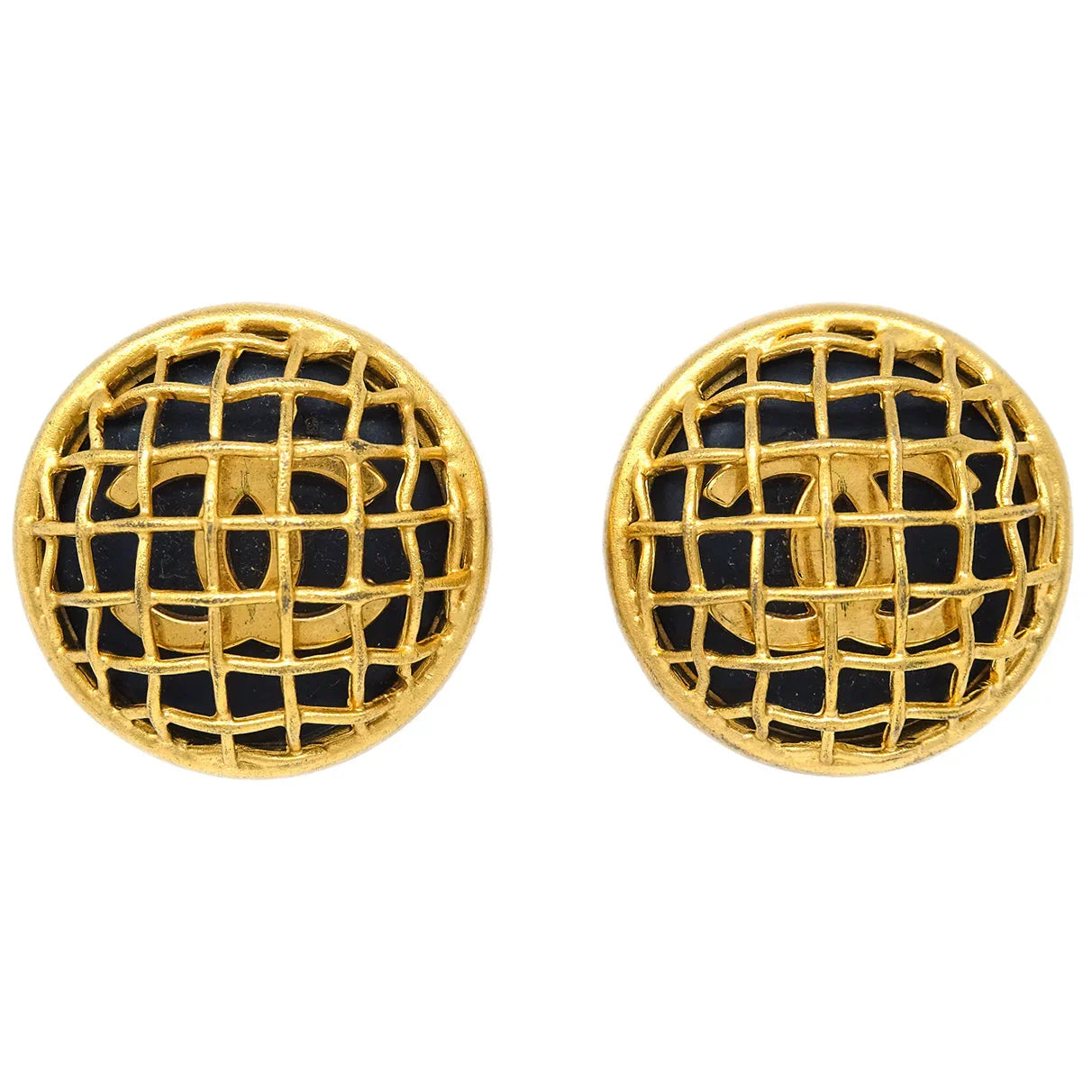 Chanel Button Earrings Clip-On Gold 95A