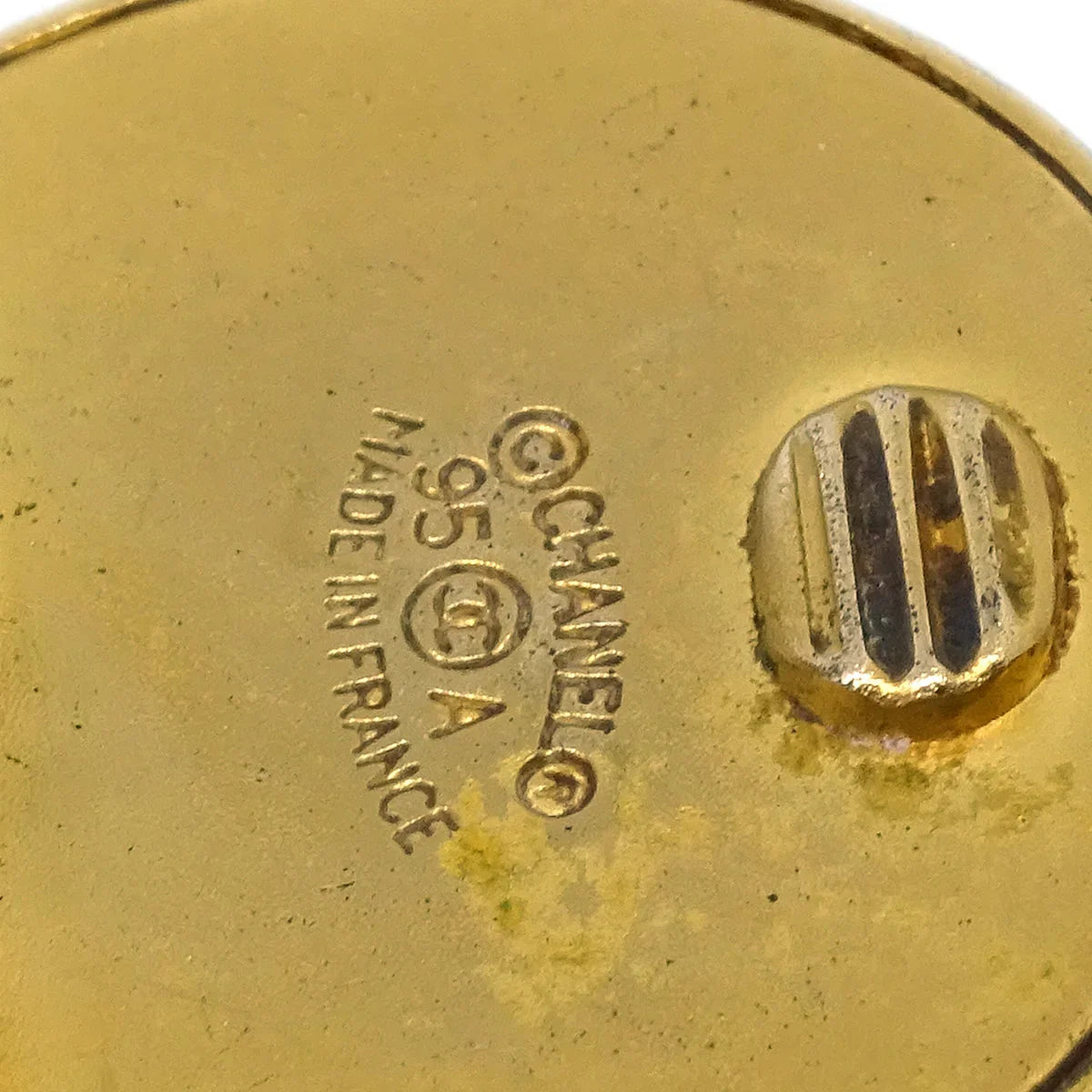 Chanel Button Earrings Clip-On Gold 95A