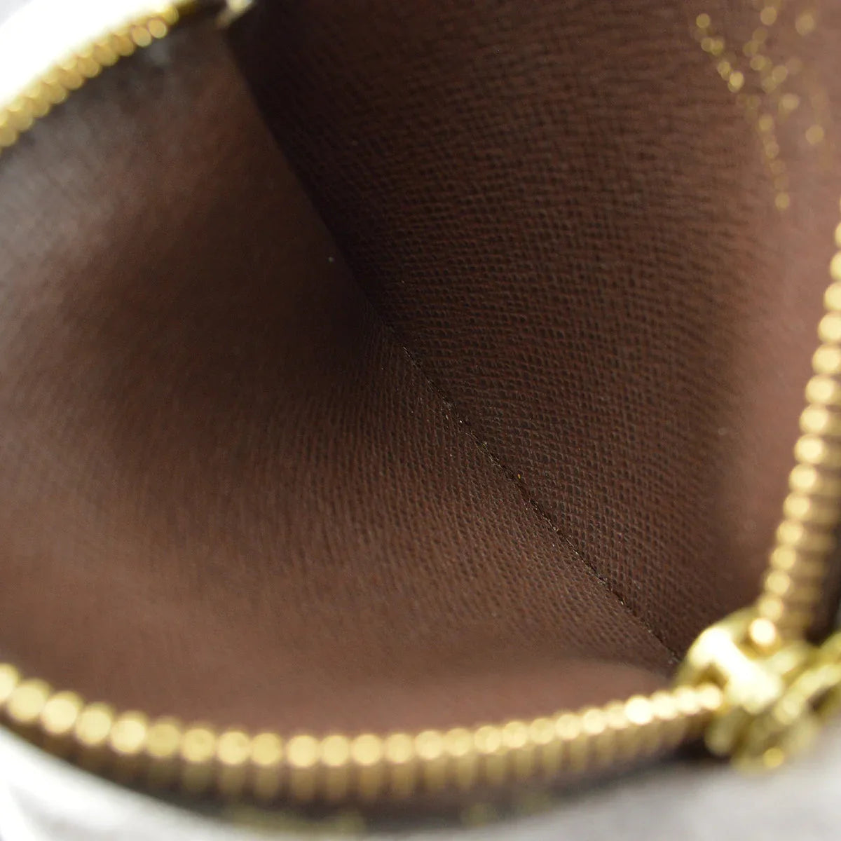 Louis Vuitton 2007 Monogram Porte Monnaie Rond Coin Case M95232
