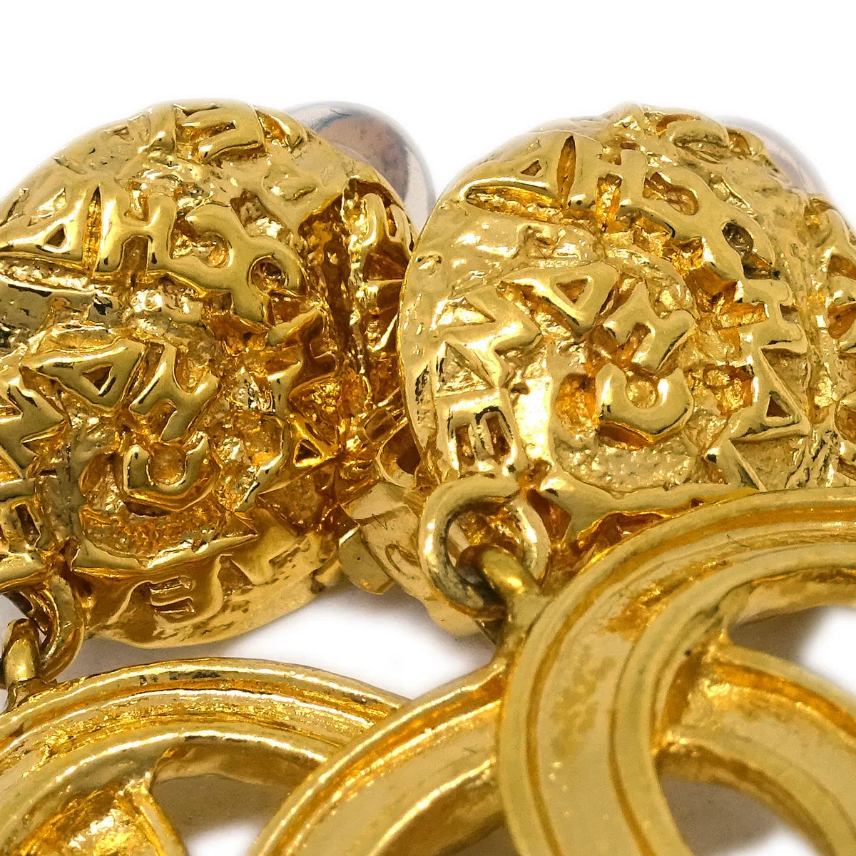 Chanel Gold Dangle Earrings Clip-On 95A