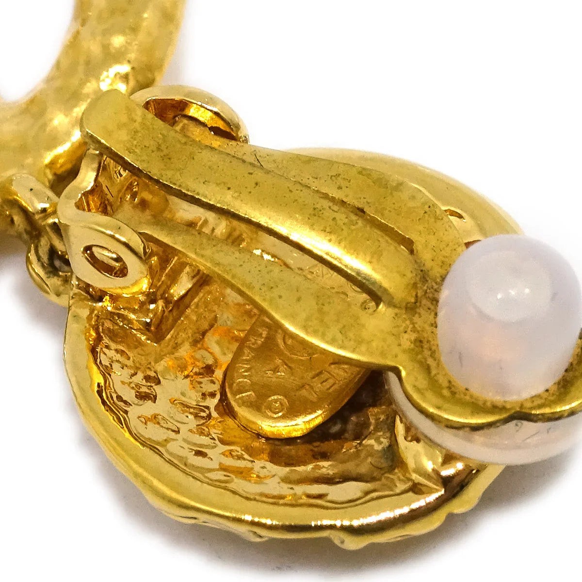 Chanel Gold Dangle Earrings Clip-On 95A