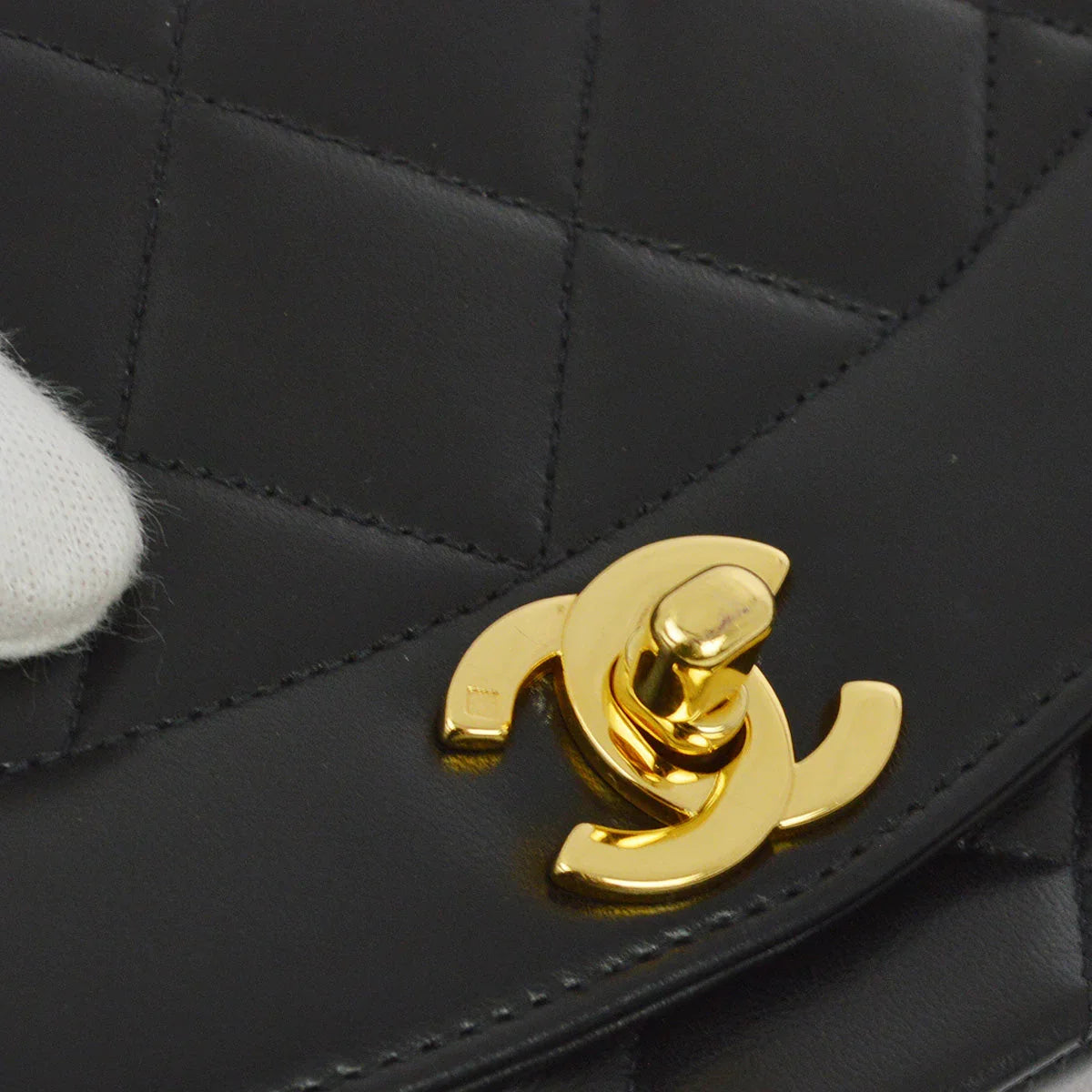 Chanel 1996-1997 Black Lambskin Small Diana Shoulder Bag