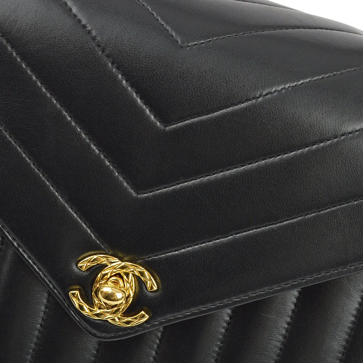 Chanel 1991-1994 Black Lambskin Mademoiselle Chevron Handbag