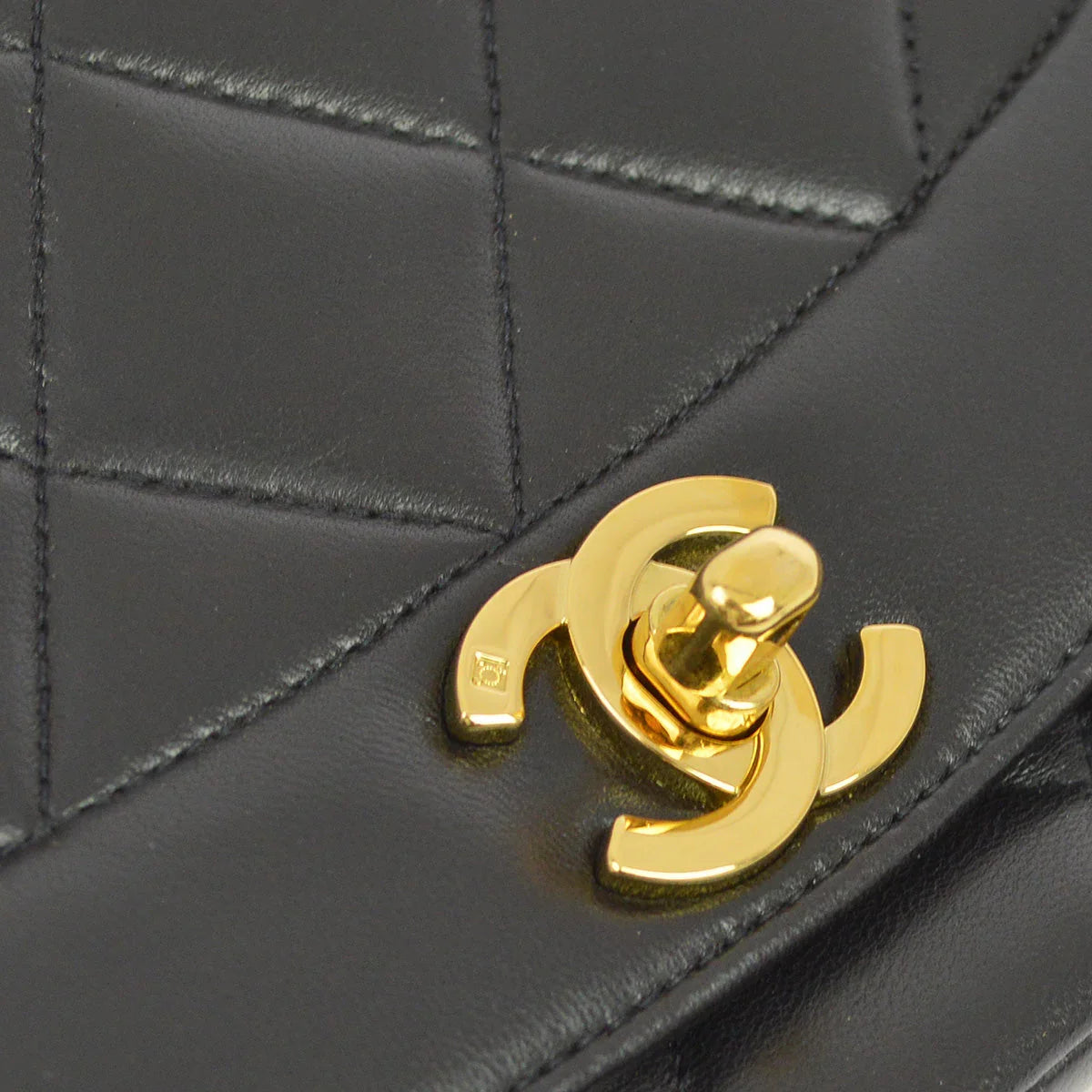 Chanel 1994-1996 Black Lambskin Medium Diana Shoulder Bag